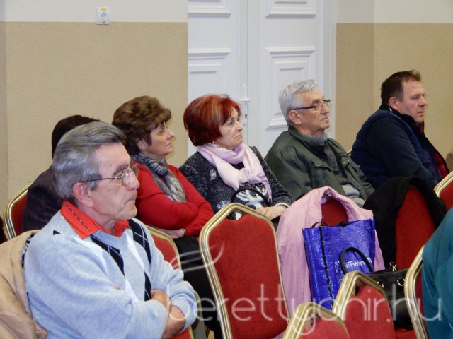 Igaz beszéd - dr. Ujhelyi István Berettyóújfaluban 12